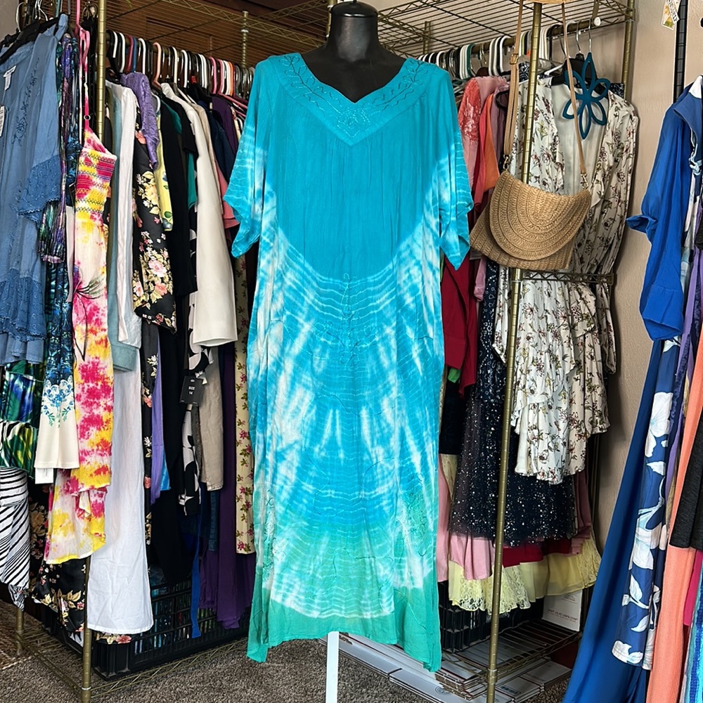 NEW Dress Beach Caribbean Tye Dyed Rayon Maxi Dress Blue Green Pockets Paragon